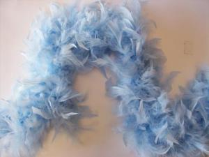 1271789758-feather_boa